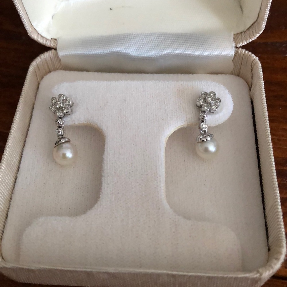 Pearl Earrings